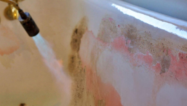 Bathtub Peeling Repair Tips for Toronto Households